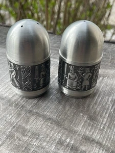 Vintage Pewter Salt & Pepper Shakers 2.5” Knights Fighting Dragons Colonial  - Picture 1 of 8