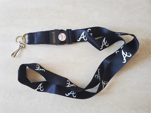 MLB 17" Black BREAKAWAY LANYARD KEYCHAIN Atlanta Braves - Picture 1 of 4