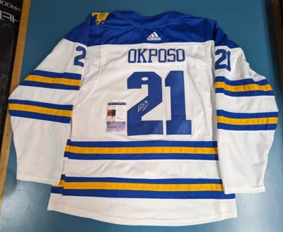 Camiseta Kyle Okposo AUTÓGRAFO FIRMADA ADIDAS NHL BUFFALO SABLES XL con certificado de autenticidad JSA Foto 1 de 4