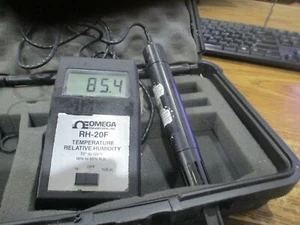 Omega Engineering Model: RH20F Handheld Relative Humidity Meter. - Picture 1 of 5