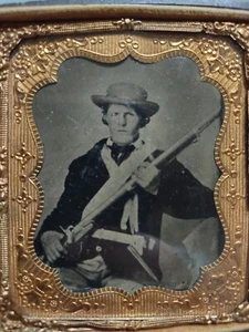 CONFEDERATE CIVIL WAR SOLDIER TINTYPE ARMED WITH RIFLE - Picture 1 of 14