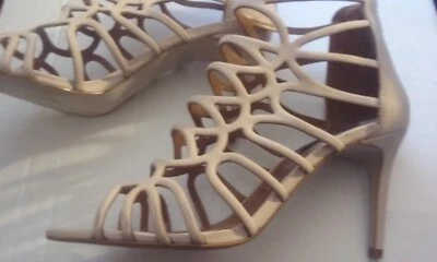 Steve Madden STEVEN Beige Back-Zip Birdcage High Heels, size 11 M (nearly new) - Image 1 of 3