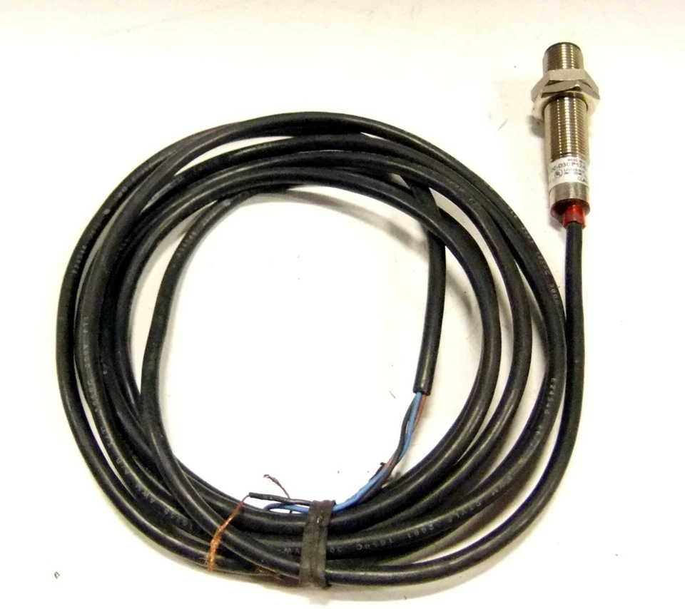 Interruptor de proximidad Allen-Bradley 872C-D3CP12-E2 Foto 1 de 3
