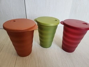 Tupperware 3515A 500 ML Tumbler Ribbed Impressions Drinking Cup Set Of 3 w/ Lids - Picture 1 of 3