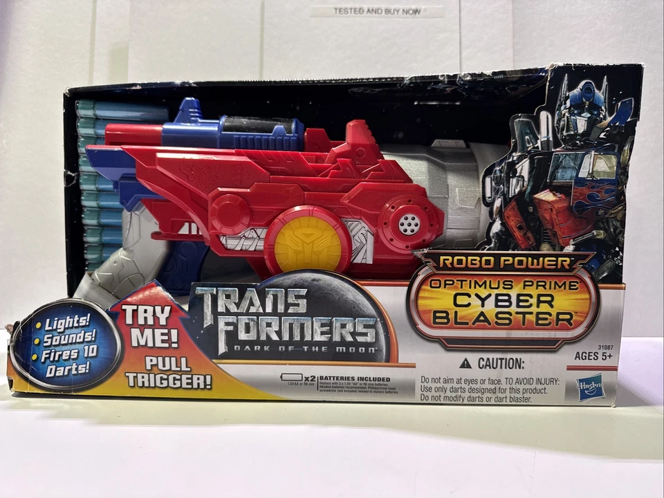 TRANSFORMERS Dark Of The Moon NERF CYBER BLASTER Optimus Prime LIGHTS & Sounds - Image 1 of 4