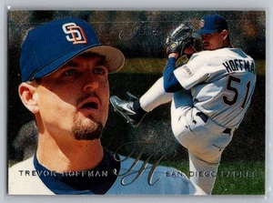 1995 Flair Trevor Hoffman #202 - Picture 1 of 2