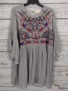 Mini Vestido Umgee Para Mujer 2XL Gris Floral Bordado Cerradura Manga Campana - Imagen 1 de 17
