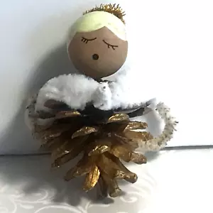 Angelo di Natale vintage con aureola figura pigna ~ lungo 3" - Foto 1 di 10