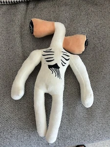 Double Siren Head Plush Doll Light Beige Stuffed Monster 15” Scary - Picture 1 of 1
