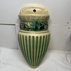 Vintage Roseville Pottery Corinthian Wall Pocket Art Pottery Ceramic circa 1923 - Picture 1 of 9