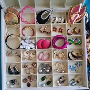 Vintage Modern Wearable Estate Jewelry Lot Necklaces Earrings Bracelets Enamel - Picture 1 of 5