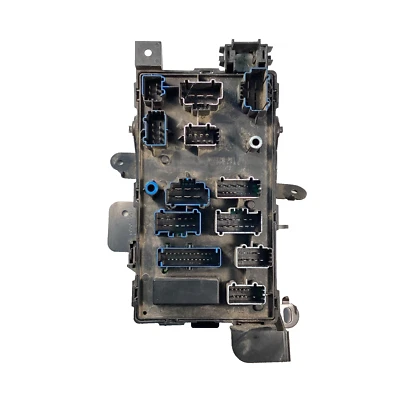 2005 2006 2007 Ford F250 F350 Fuse Box Power Distribution Block 6C3T-14A067-AB - Image 1 of 4