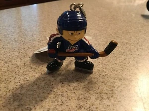 USA Hockey Player Keychain - Picture 1 of 1