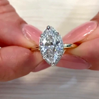 Anillo de compromiso halo oculto marquesa moissanita 2,15 TCW oro sólido 14K dos tonos Foto 1 de 4