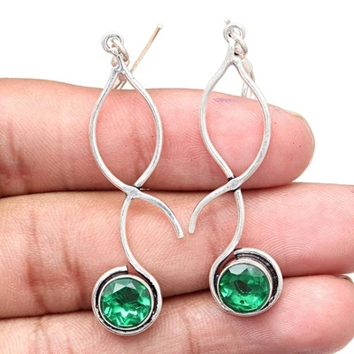 Pendientes de piedras preciosas de cuarzo esmeralda hechos a mano para ella joyas de plata de 1,5"" Foto 1 de 4