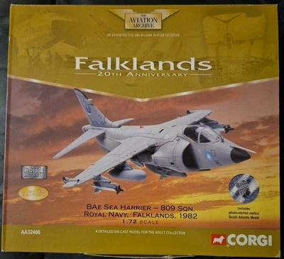 Corgi Aviation BAe Sea Harrier 809 Sqn Royal Navy Falklands 1982 AA32406 - Image 1 of 4