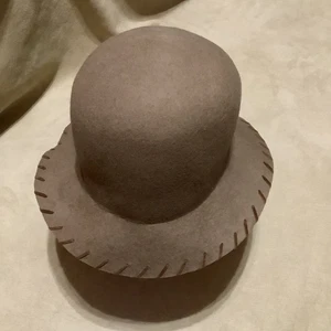 Gap Woll Fischerhut hellbraun Damengröße M/L toller gebrauchter Zustand (Made in Italy) - Bild 1 von 4
