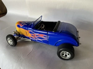ERTL American Muscle 1932 Ford Hot Rod Blue Flame Greased Lightnin 1:18 Scale  - Picture 1 of 21