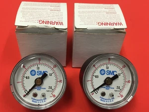 SMC - 0-30 PSI - Pressure Gauge - LOT OF (2) - NEW - Picture 1 of 2