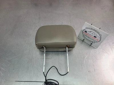 2003-07 Hummer H2 LH/RH Front Seat Headrest Assembly w/ TV Screen, Wheat - Image 1 of 4