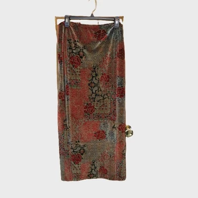 Falda midi multicolor de colección Boston Propia forrada en terciopelo talla grande Foto 1 de 4