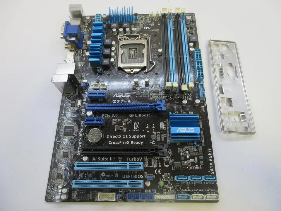 Carte mère ASUS Z77-A sans CPU occasion PC Motherboard Socket LGA1155 - Photo 1/1