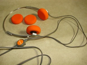 Retro Vintage Sony Walkman 2nd Generation Stereo Headphones MDR-4, Working  -#20 - Picture 1 of 7