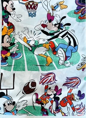 Juego de sábanas dobles funda de almohada PACIFIC Disney Mickey Mouse/Amigos jugando DEPORTES Foto 1 de 4