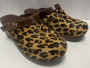 Hanna Andersson Shoes Womens 38 Leopard Calf Hair Clog Brown Leather 7.5 US - Picture 1 of 17