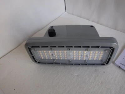 Cree Lighting Noctura LED Wall Pack 3L, 24W, 3000K, 120-277V, Photocell ,Silver - Image 1 of 4