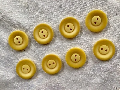 Light Brown Cream Buttons X8   22.9mm New Condition - Image 1 of 3