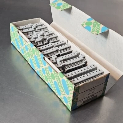  PHOENIX CONTACT UK 2,5 B TERMINAL BLOCK. Box w/50.                     Loc3D-11 - Image 1 of 4
