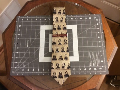 CORBATA HOMBRE "ARTEFACTOS MUSEO" TODA SEDA "GENERALES DE LA CONFEDERACIÓN" Foto 1 de 4