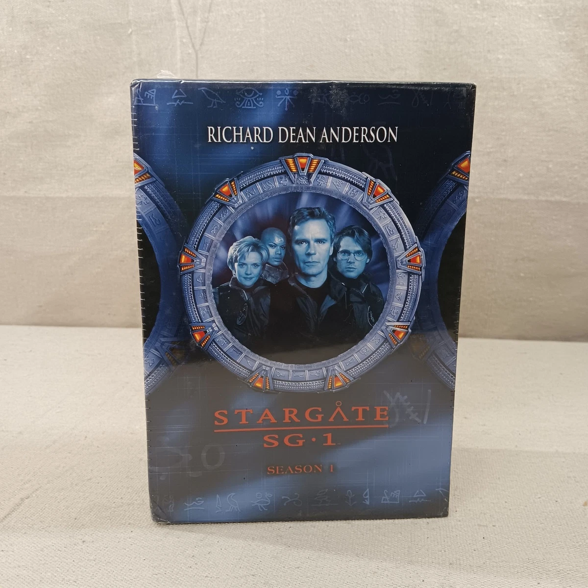 Stargate SG-1 Complete Series Box Set DVDs & Blu-ray Discs for