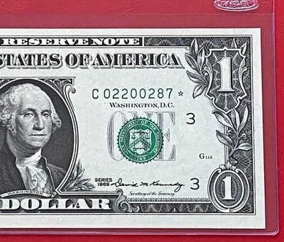 1969 STAR NOTE $1 DOLLAR BILL ( PHILADELPHIA C ) UNCIRCULATED - Image 1 of 3