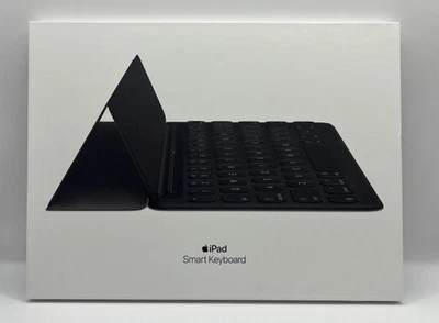 Genuine Apple iPad 9th/8th/7th/Pro/Air 3rd Gen Generation Smart Keyboard Case - Image 1 of 3