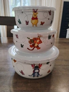 3er Set Disney Winnie Pooh Frühlingstage Schüsseln belüfteter Deckel Lebensmittel Aufbewahrung Behälter - Bild 1 von 5