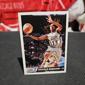 Danielle Robinson 2012 WNBA Rittenhouse Card #67 #d /400 Silver Stars - Picture 1 of 2