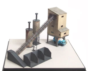 Advance 1024 - Ready-Mix Concrete Factory 1/150 N Gauge Paper Kit - Picture 1 of 5