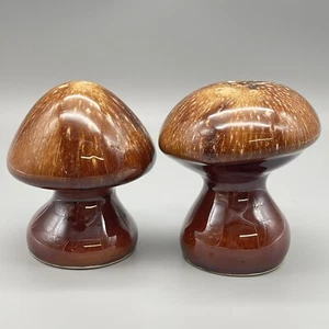 Vtg Mushroom Salt And Pepper Shakers Pottery Brown Speckled Glaze Mushrooms MCM - Picture 1 of 8