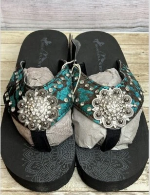 MONTANA WEST ~ WEDGE ~ CONCHO ~ FLIP ~ FLOPS - Imagem 1 de 4