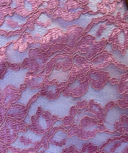 3 1/4 Yds Vintage Scalloped Lace 60" Wide Rosy Pink Elegant Pristine Fabric - Picture 1 of 7