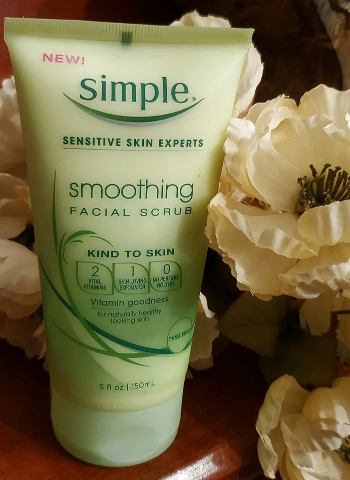 Simple Facial Scrub Smoothing Vitamin E B5 Gently Exfoliates DISCONTINUED 5oz - Image 1 of 2