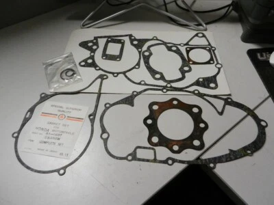 Juego de juntas especiales de calidad superior NOS para: Honda CR250M 65-0657 Foto 1 de 4