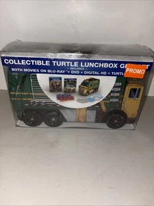 Sammlerstück TMNT Lunchbox Geschenkset mit 2 Blu Ray DVD’s - Bild 1 von 7