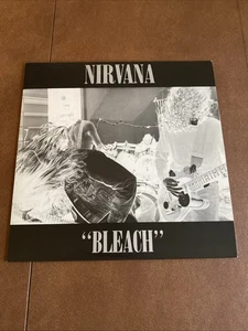 NIRVANA "BLEACH" SUB POP RECORDS 2009 REISSUE VINYL RECORD VG+ - Foto 1 di 11