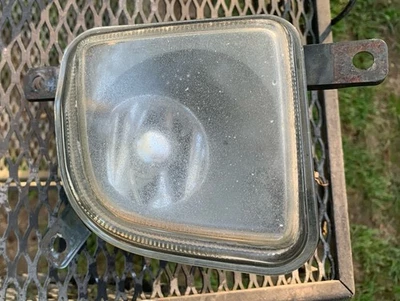 Luz antiniebla pasajero derecho Chrysler Crossfire 2004-2008 04 05 06 07 08 OEM Foto 1 de 4