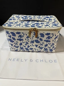 Cartolina x Neely & Chloe Blue Floral Vanity Travel Case with Handle - Picture 1 of 8