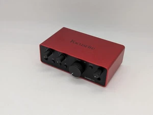 Focusrite Scarlett Solo 4th Gen USB-C audio interface studio vocal guitar red - Picture 1 of 13