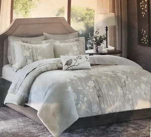 MADISON PARK ESSENTIALS, VAUGHN, Complete Cal King Bed & Sheet Set/9 Piece. NEW. - Picture 1 of 10